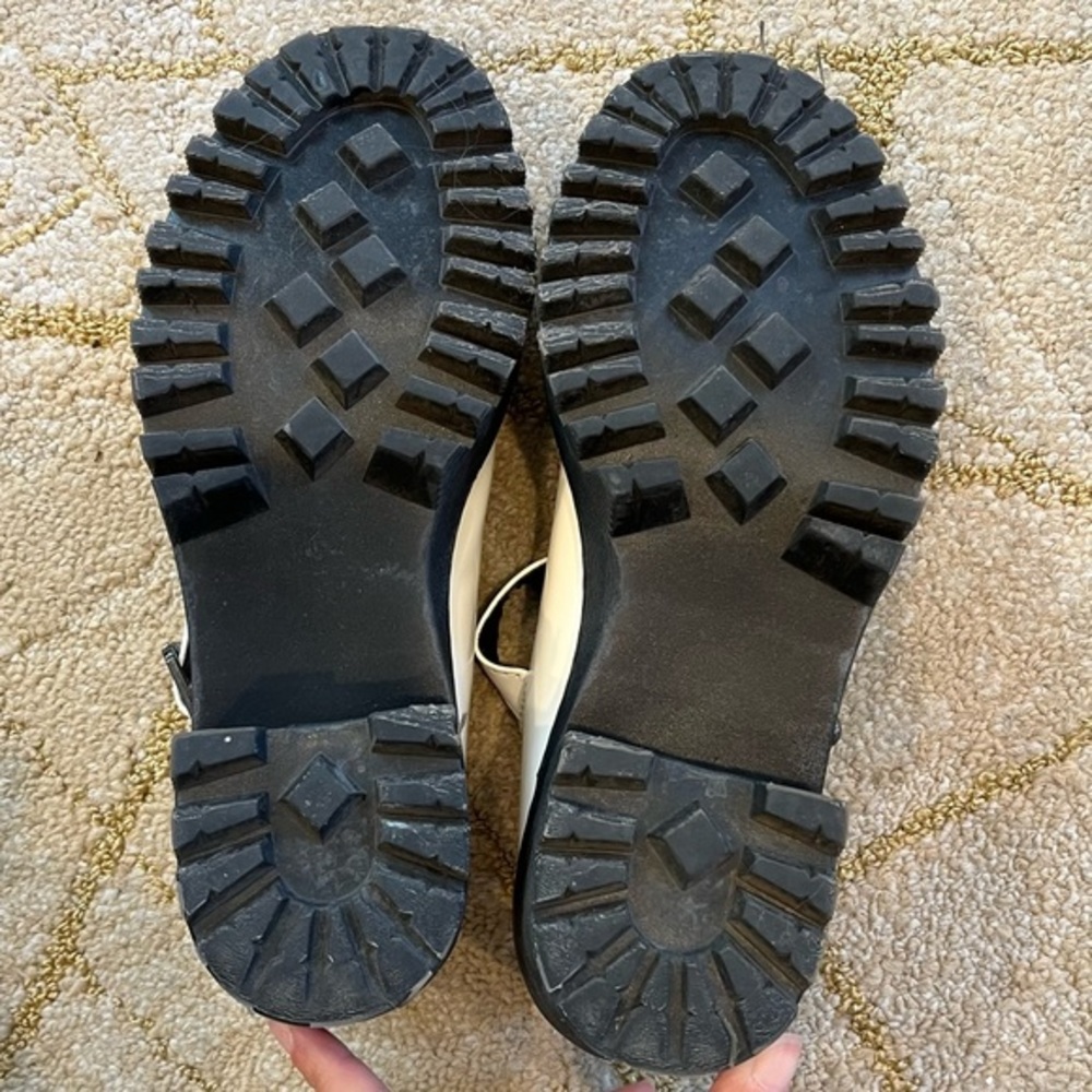 Madden Girl Hollyy Loafer shoes Mary Jane lug sole vegan leather white black - Picture 4 of 11